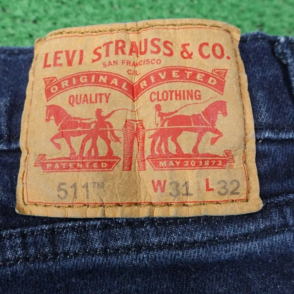 Levis levis 511